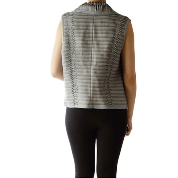 Plus Size 22W Leather Vest Shawl Collar Gray EUC GILI got it love it - Picture 2 of 12